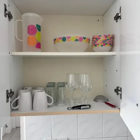 Near Makenzie 51 Apartment *