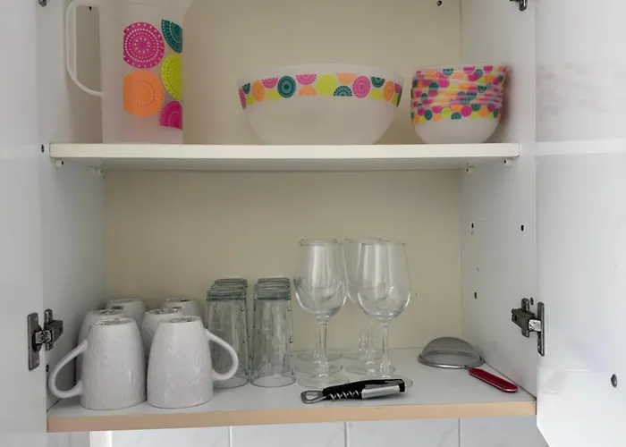 Near Makenzie 51 アパート *