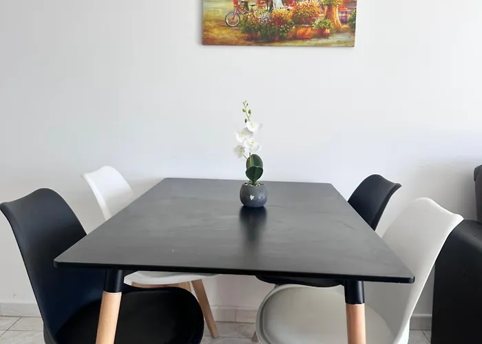 Near Makenzie 51 Apartmán *